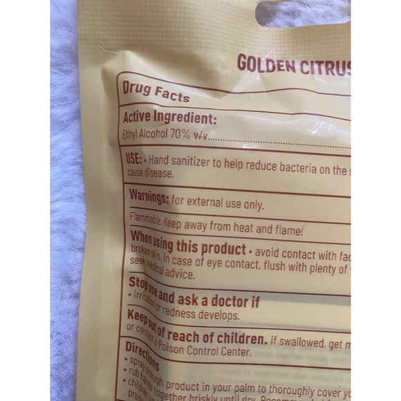 Smart Care Scented Hand Sanitizer Spray 1.5 Fl Oz Golden Citrus Hydrating NEW - Picture 9 of 9